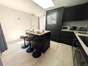 Room 1 – Bristol